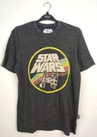 Mens s/s round neck t-shirt with rubber print